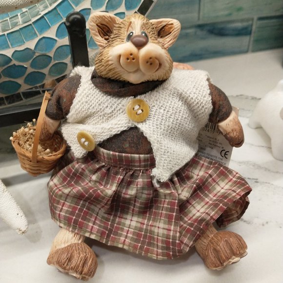 Vintage Russ The Country Folks Mrs. Crabtree Resin & Cloth Cat - Picture 3 of 10